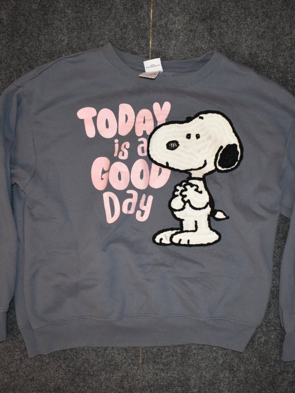 Peanuts Brand Crewneck Sweater Snoopy "Today is a Good Day" Gray, XL